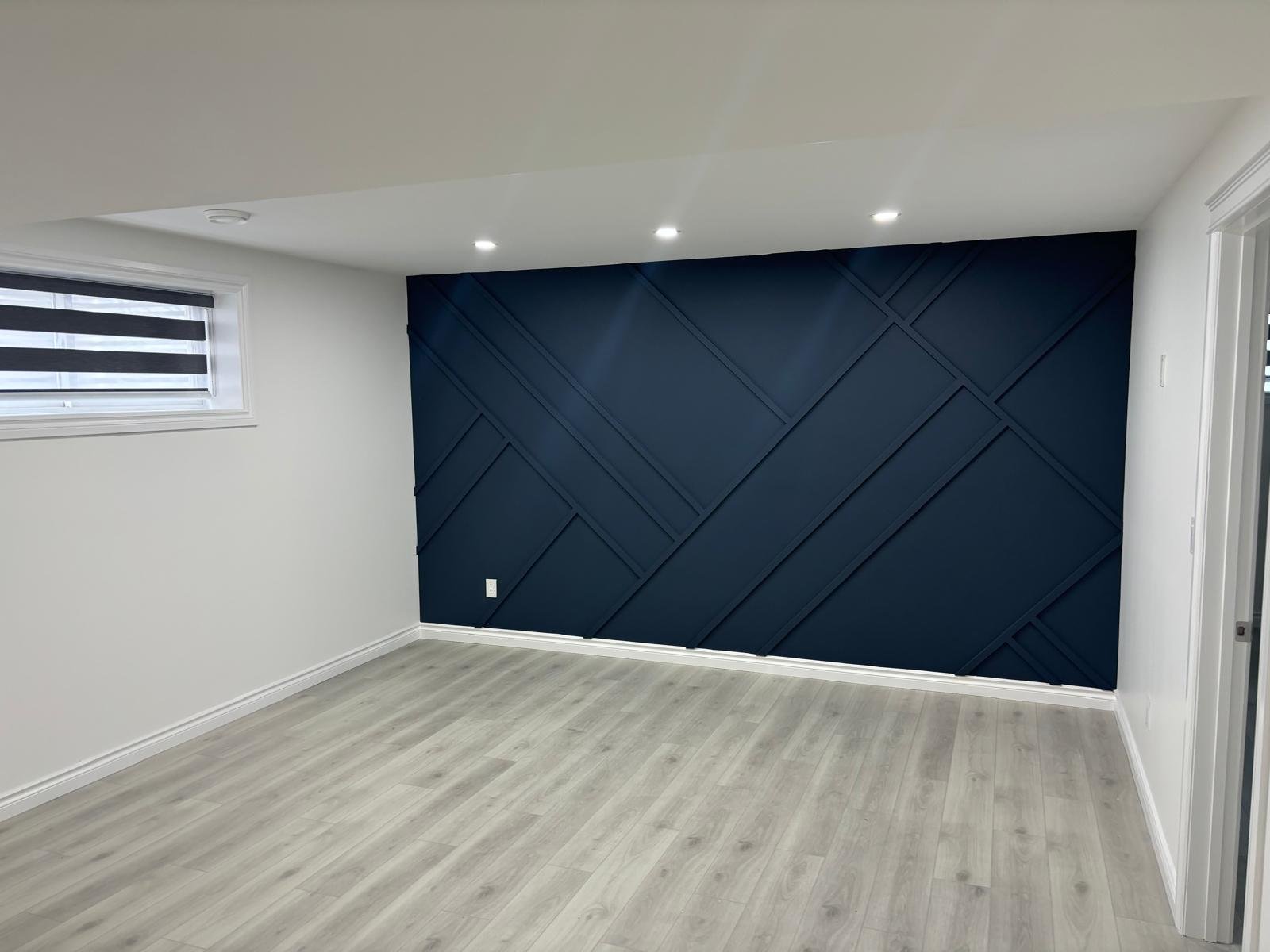 blue-acent-wall-after